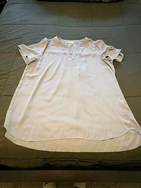 Pleione Women's Short Sleeve V-Neck Tunic Blouse
